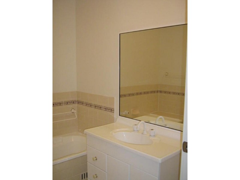 1/18 Ruse Street, North Ryde NSW 2113