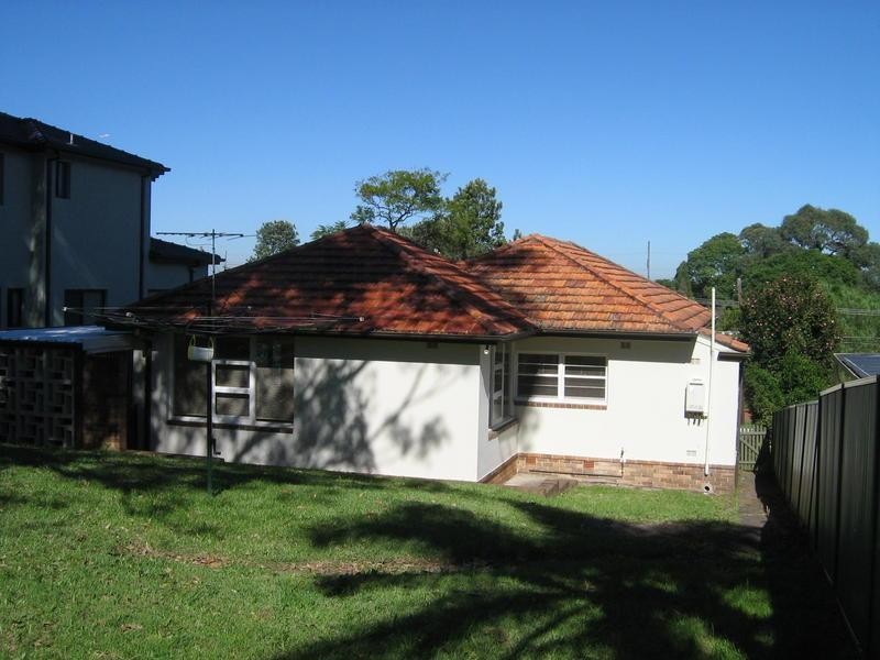 13 Bruce Street, Ryde NSW 2112