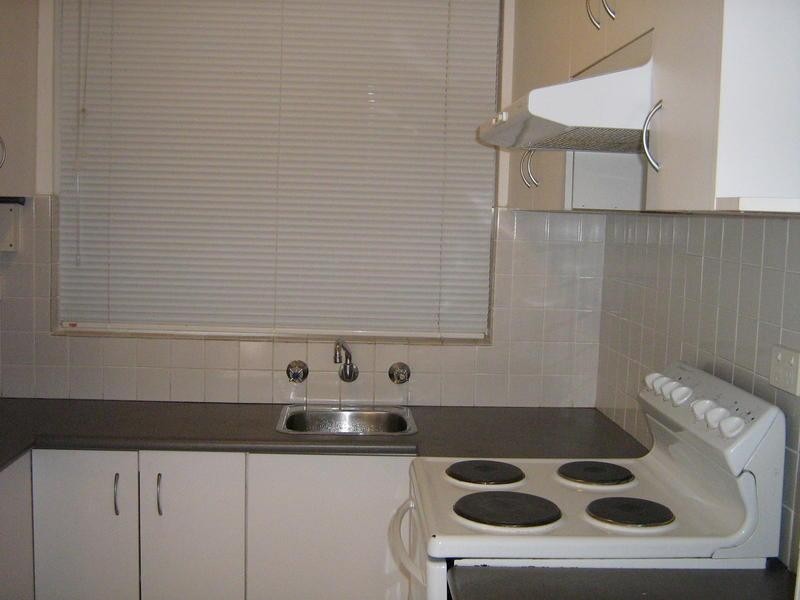 2/10 Bank Street, Meadowbank NSW 2114