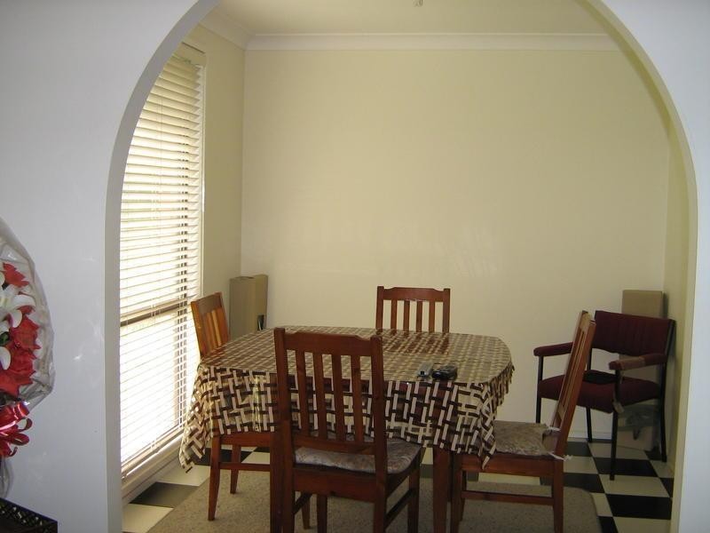 7 Province Street, Abbotsbury NSW 2176