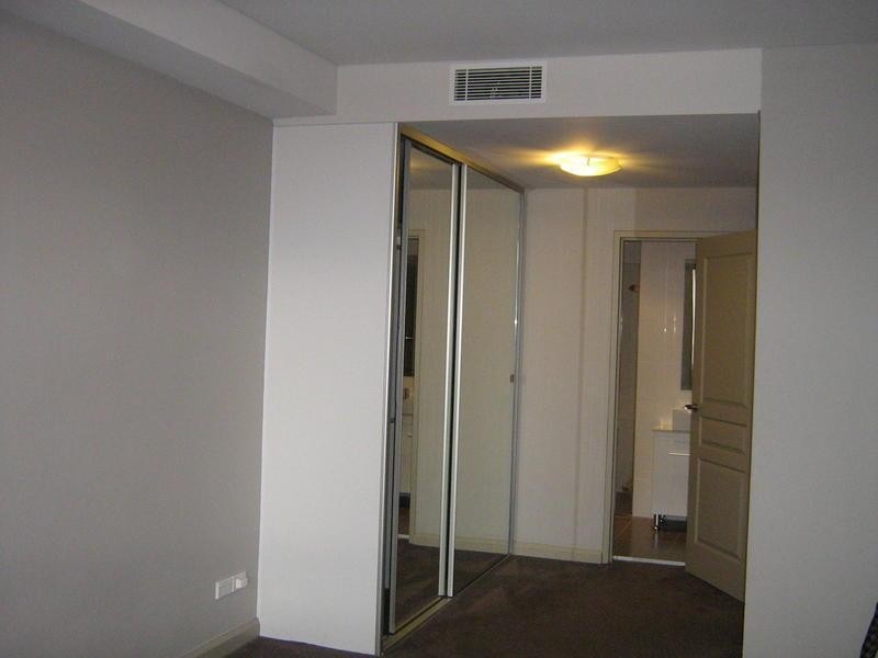 2208/20 Porter Street, Meadowbank NSW 2114