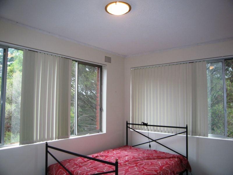 8/10 Bank Street, Meadowbank NSW 2114