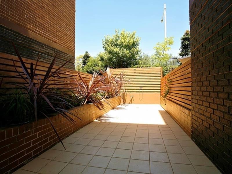 2305/20 Porter Street, Ryde NSW 2112