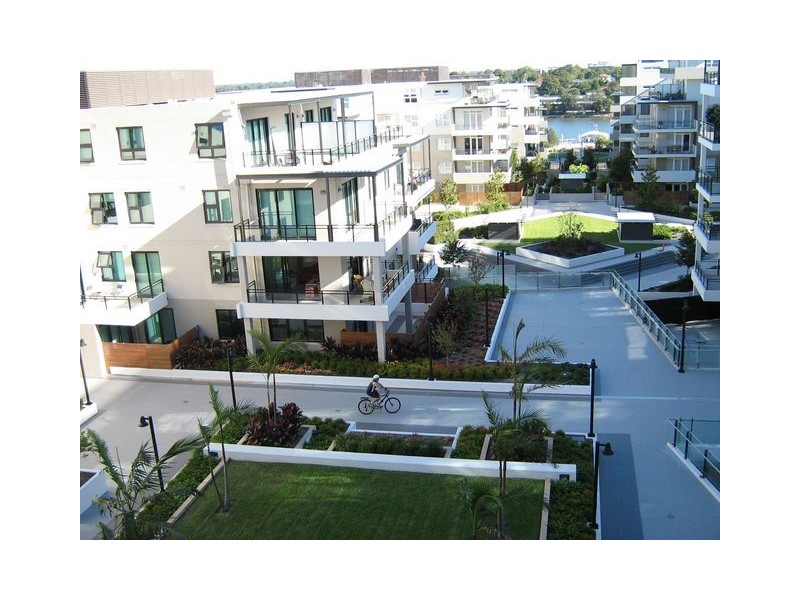 13 Bay Drive, Meadowbank NSW 2114