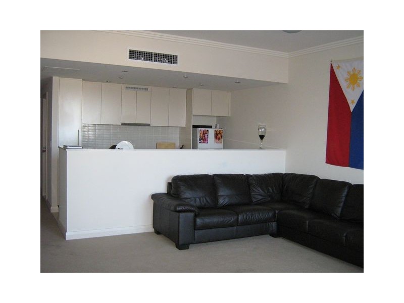 13 Bay Drive, Meadowbank NSW 2114