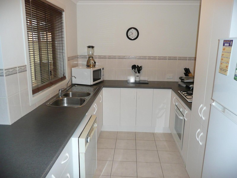 4 Berno Court, Parafield Gardens SA 5107