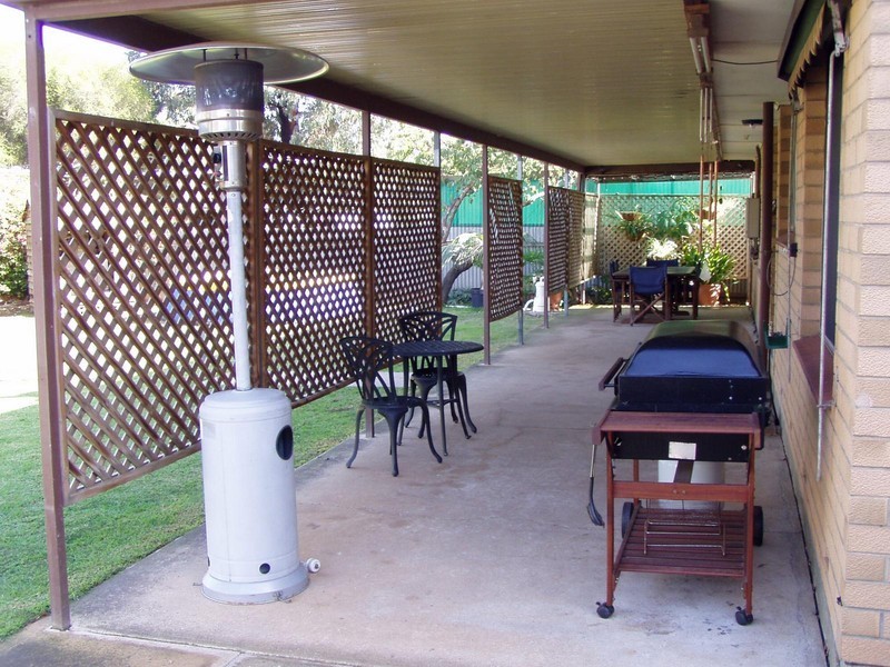17 Almond Drive, Salisbury SA 5108
