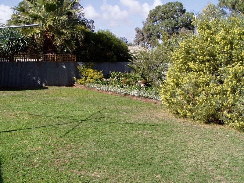 17 Almond Drive, Salisbury SA 5108