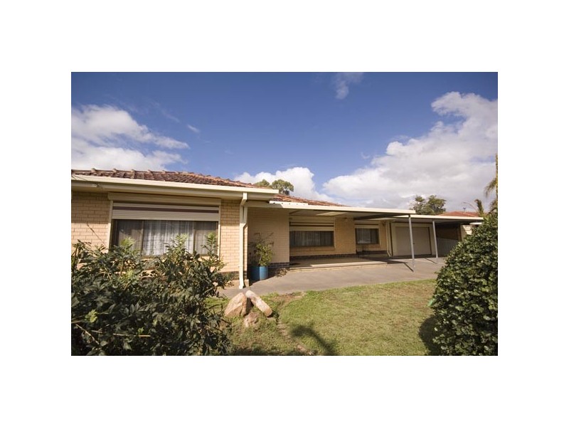 18 Wicklow Street, Salisbury Downs SA 5108