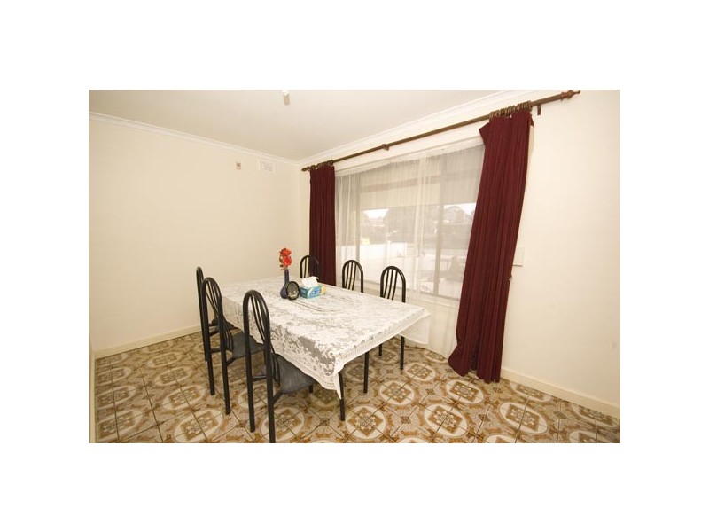 18 Wicklow Street, Salisbury Downs SA 5108