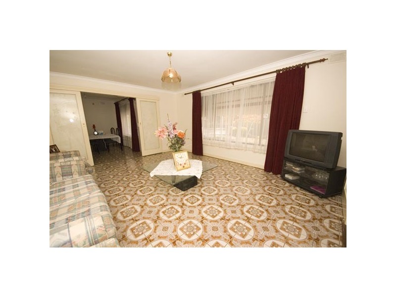 18 Wicklow Street, Salisbury Downs SA 5108