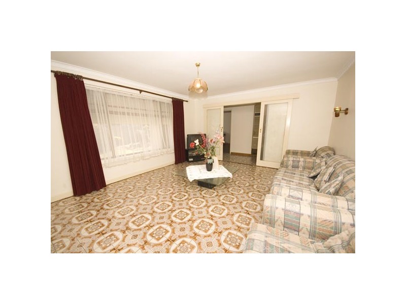 18 Wicklow Street, Salisbury Downs SA 5108