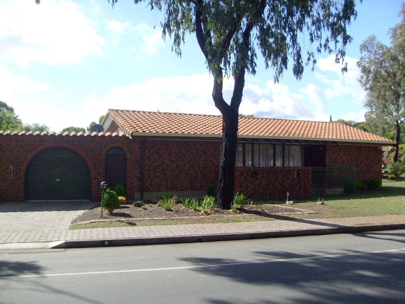 9 Camelot Drive, Paralowie SA 5108
