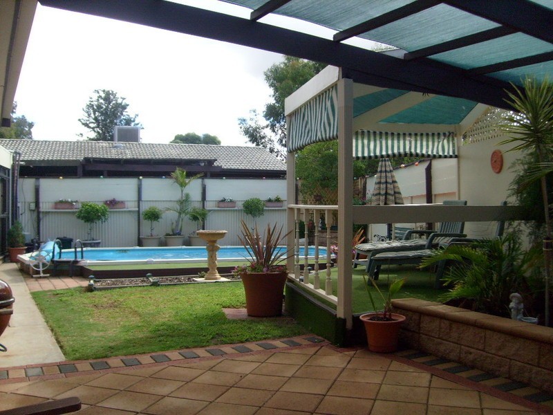 9 Camelot Drive, Paralowie SA 5108