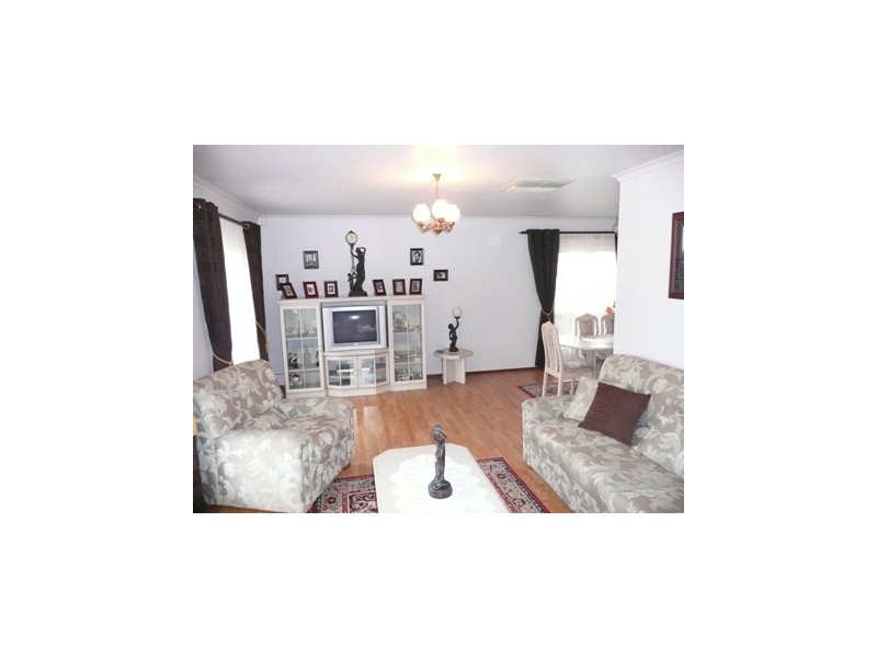 9 Millikan Court, Andrews Farm SA 5114