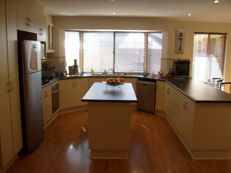 21 Falcon Crescent, Blakeview SA 5114