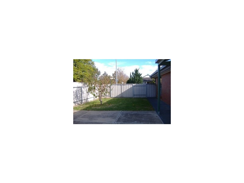 1 Quigley Street, Pooraka SA 5095