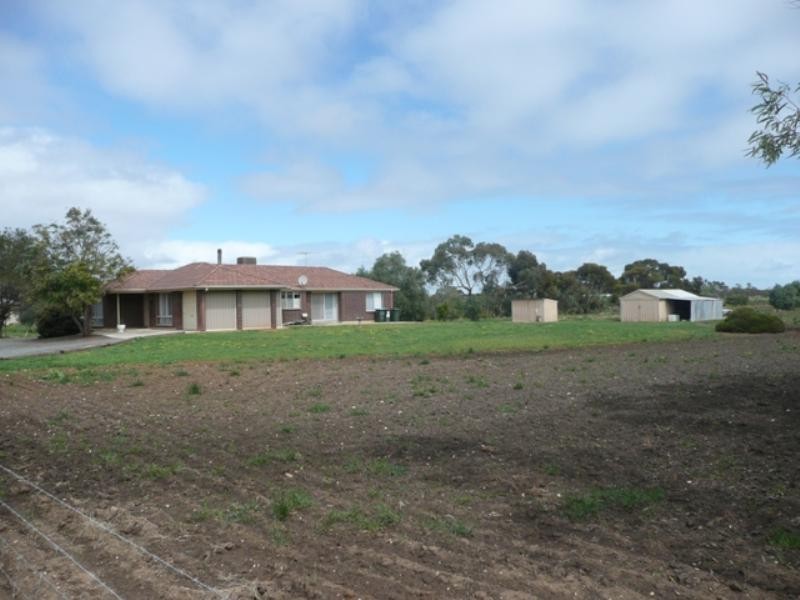 51 Pederick Road, Lewiston SA 5501