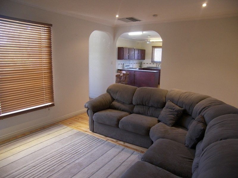 4 Royston Avenue, Ingle Farm SA 5098