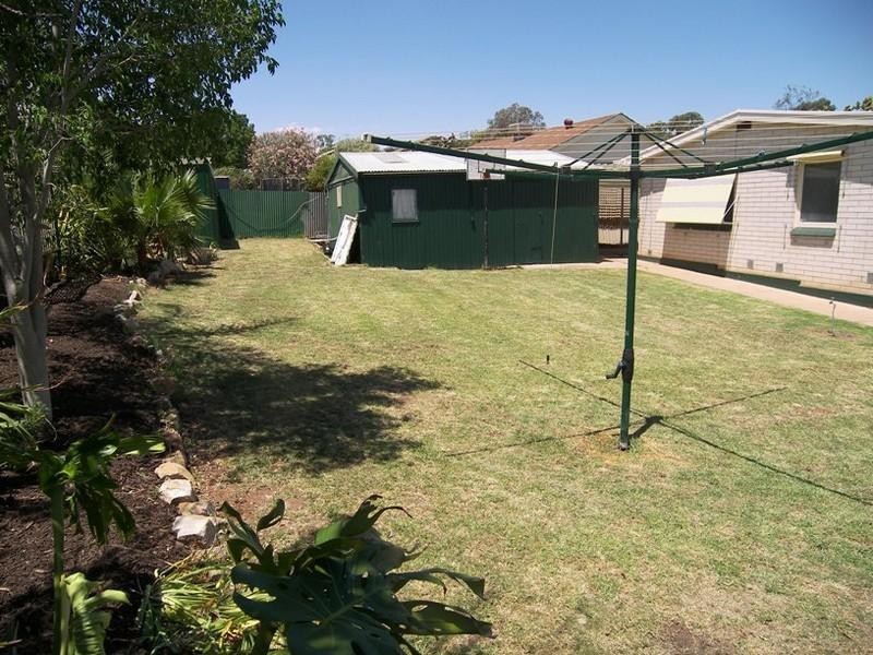 4 Royston Avenue, Ingle Farm SA 5098