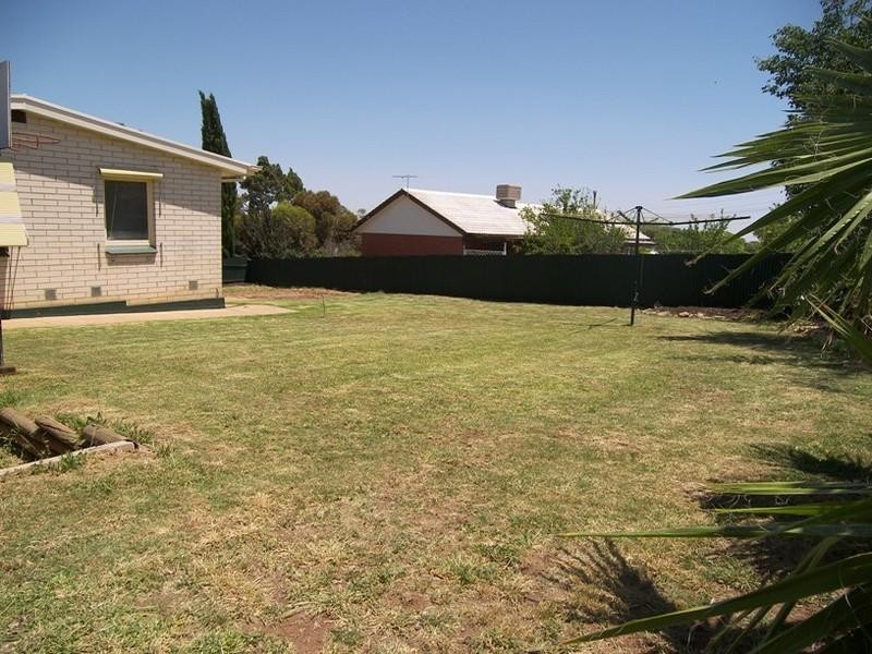 4 Royston Avenue, Ingle Farm SA 5098
