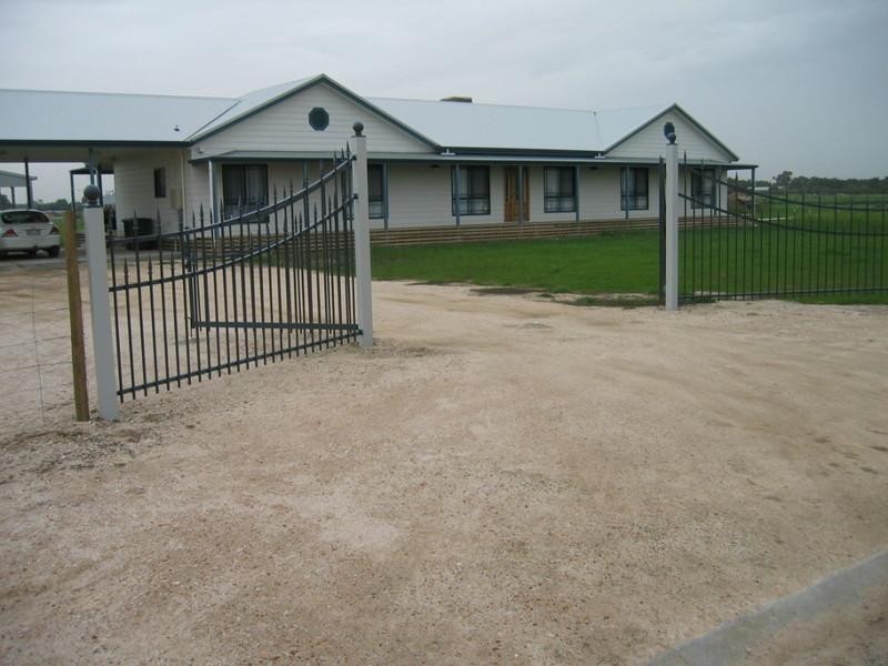 5 Sevastine Court, Lewiston SA 5501