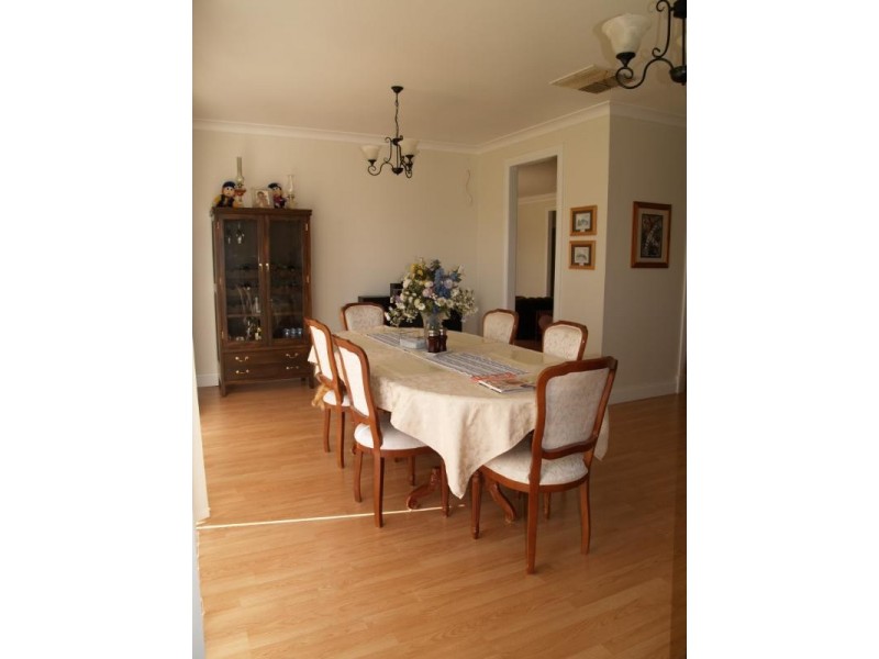 5 Sevastine Court, Lewiston SA 5501