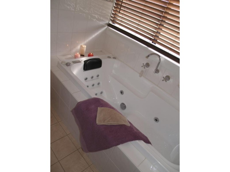 5 Sevastine Court, Lewiston SA 5501