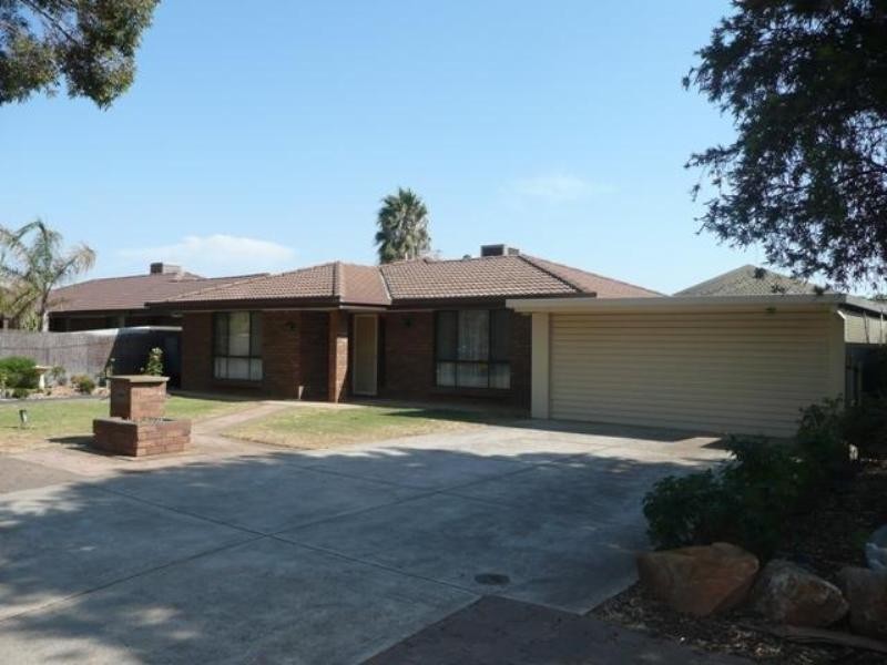 18 Raner Avenue, Parafield Gardens SA 5107