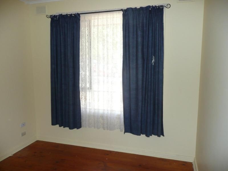 18 Kalina Avenue, Para Vista SA 5093