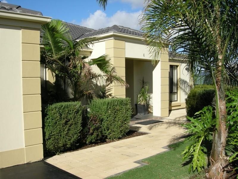 6 Hughes Court, Walkley Heights SA 5098