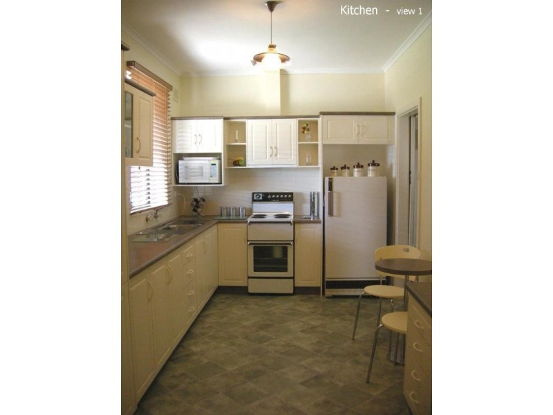 35 Collingbourne Drive, Elizabeth Vale SA 5112