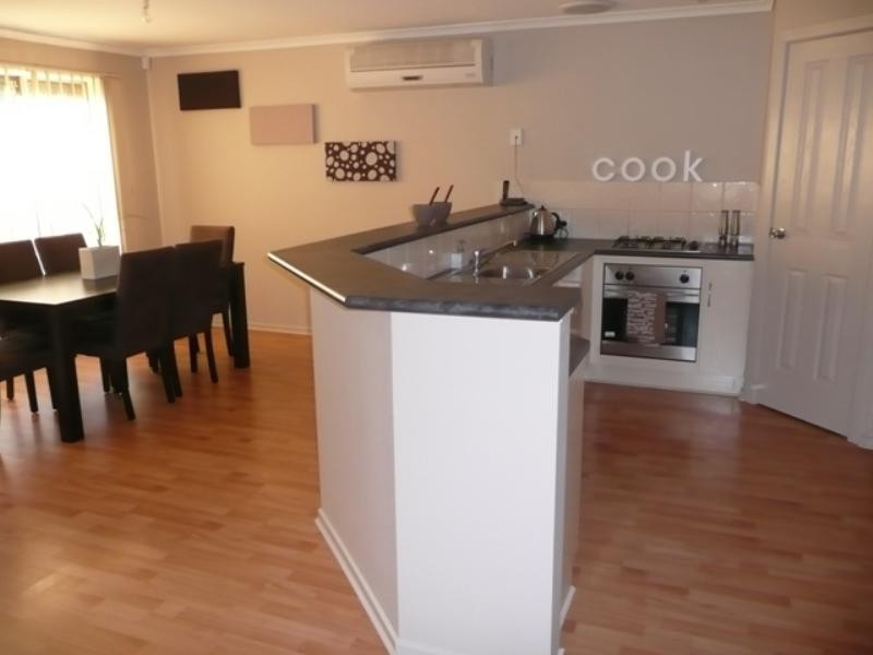 1 Lucy Street, Burton SA 5110