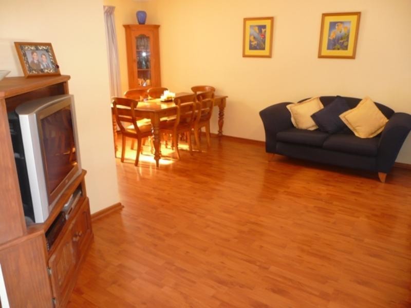 6 Olive Court, Parafield Gardens SA 5107