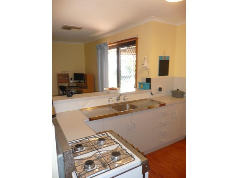 6 Olive Court, Parafield Gardens SA 5107