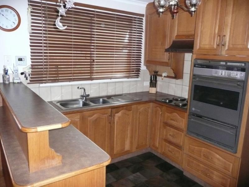 11 Francis Crescent, Salisbury Heights SA 5109