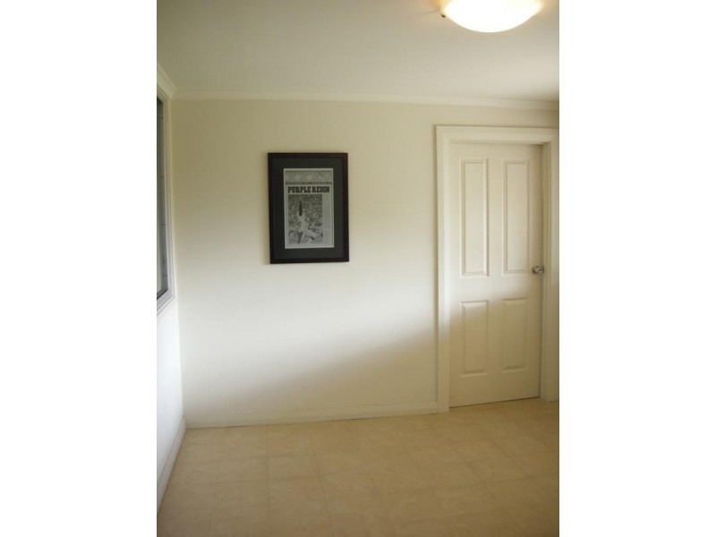 30 Selkirk Avenue, Clearview SA 5085