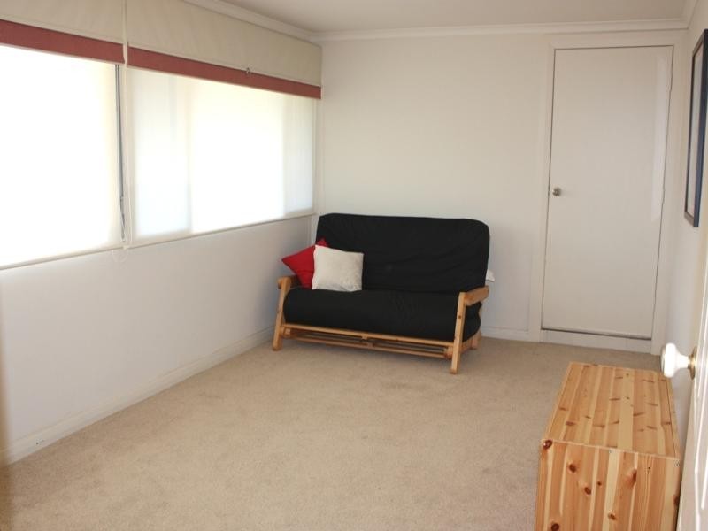 30 Selkirk Avenue, Clearview SA 5085