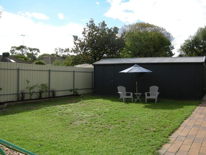 30 Selkirk Avenue, Clearview SA 5085