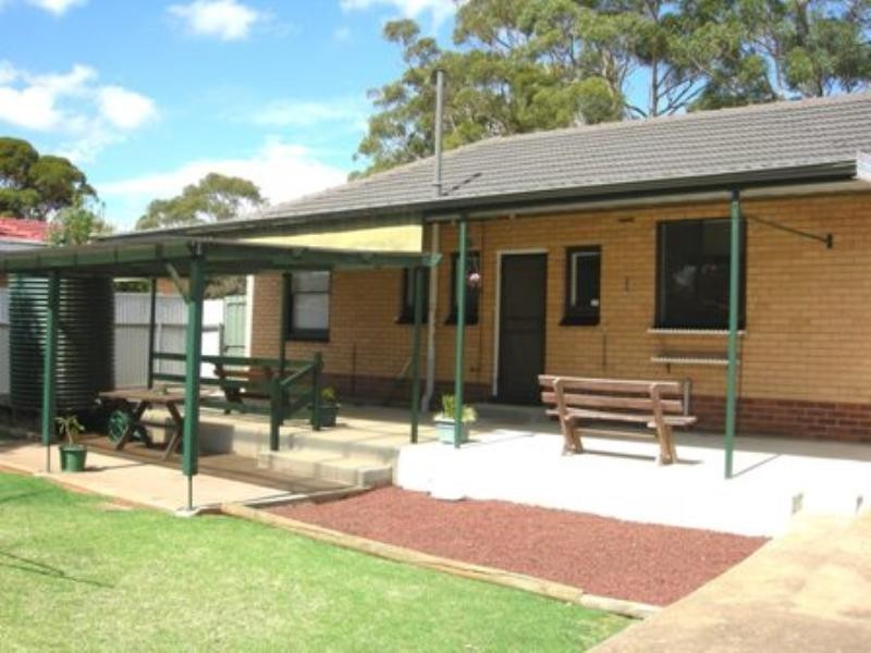 35 Collingbourne Drive, Elizabeth Vale SA 5112