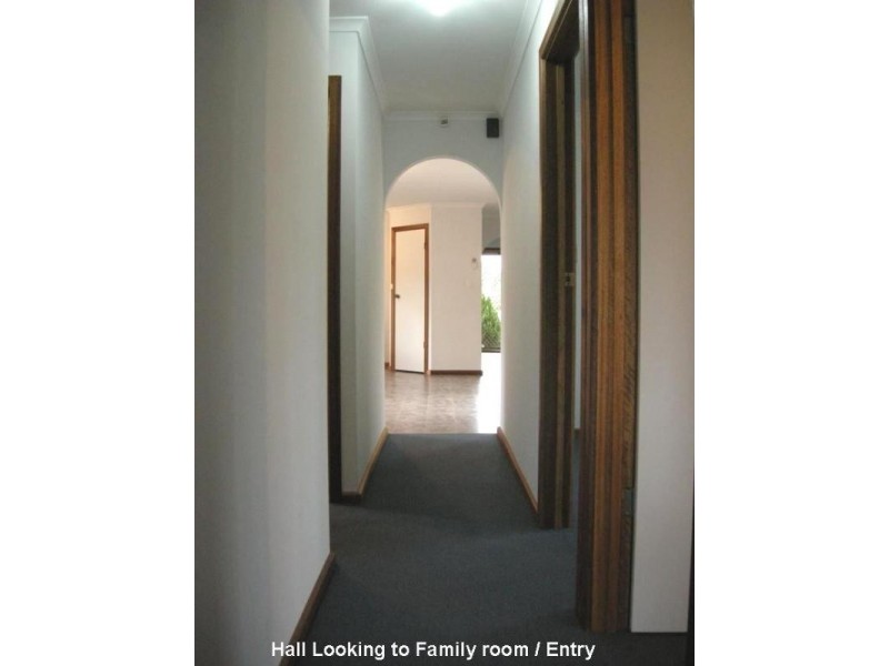 40 Lauren Drive, Paralowie SA 5108