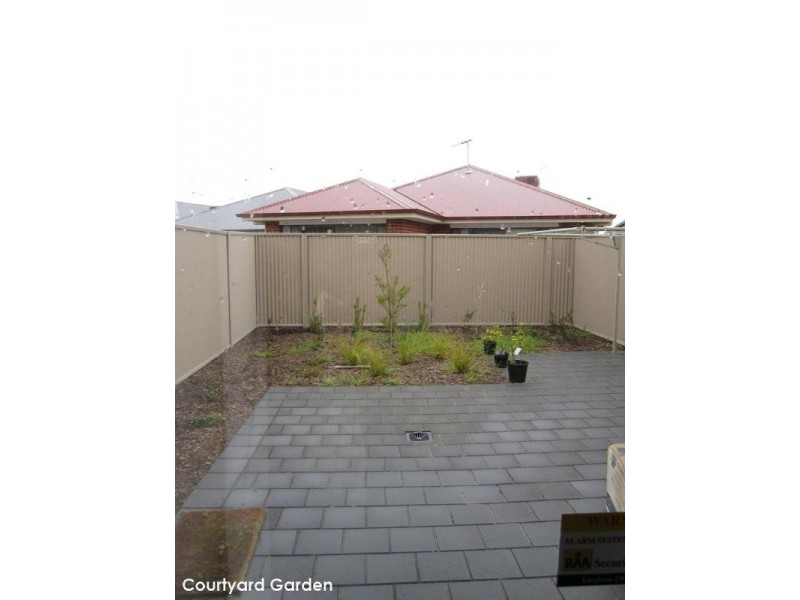 55 Fleming Crescent, Mansfield Park SA 5012