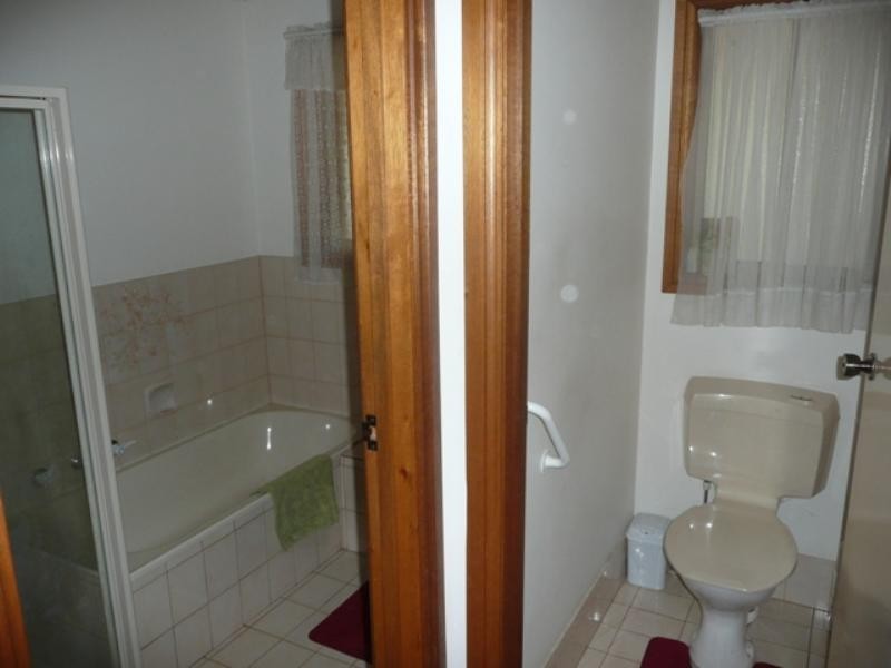 34 Janine Drive, Burton SA 5110