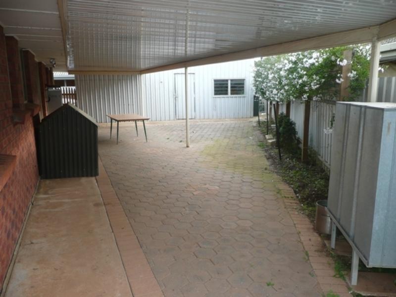 34 Janine Drive, Burton SA 5110