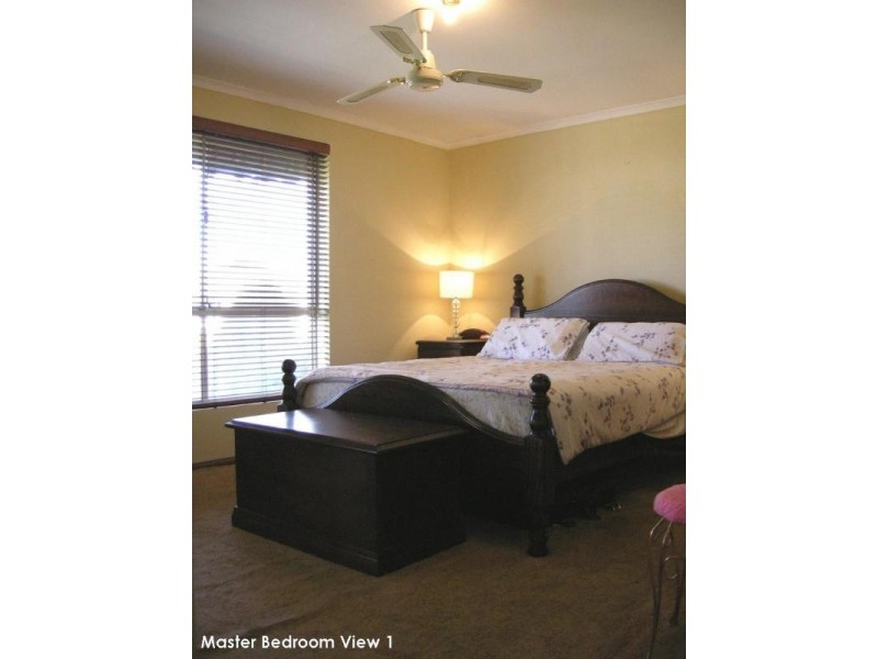 13 Carson Street, Parafield Gardens SA 5107