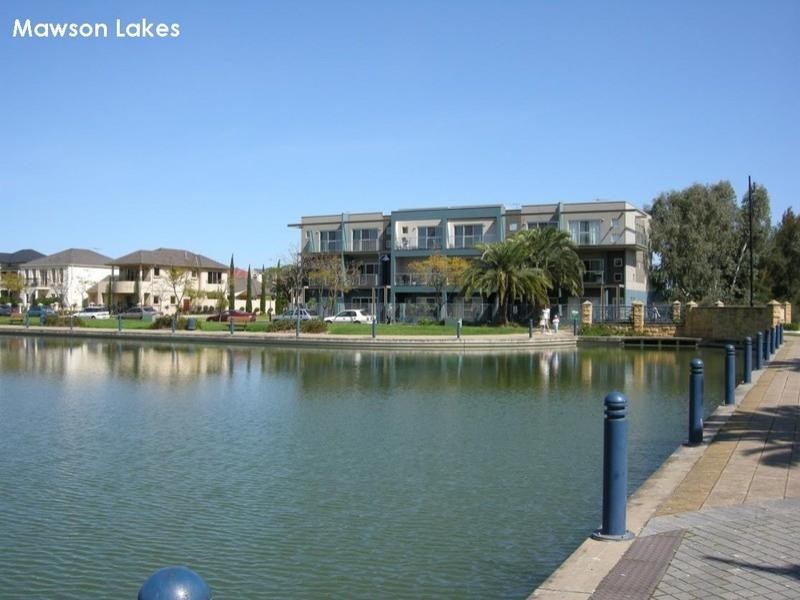 2/2 Fisher Place, Mawson Lakes SA 5095