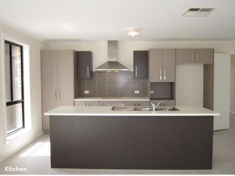 8 Alexios Court, Munno Para West SA 5115