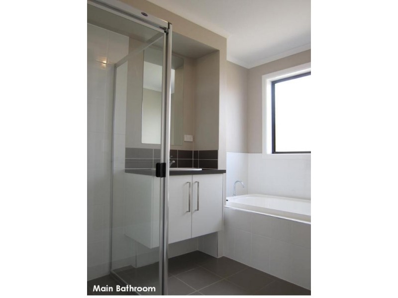 8 Alexios Court, Munno Para West SA 5115