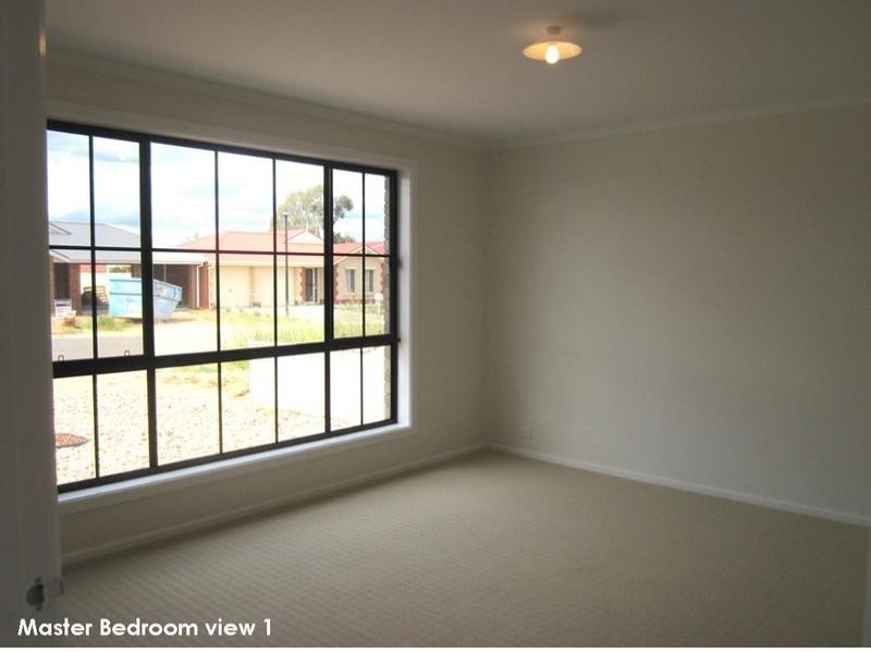 8 Alexios Court, Munno Para West SA 5115