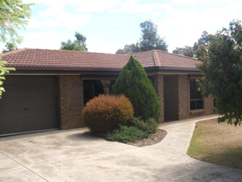 27 Japonica Crescent, Parafield Gardens SA 5107